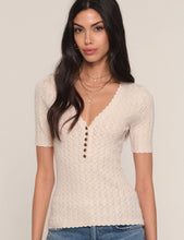 Load image into Gallery viewer, Audrina Top - Cream
