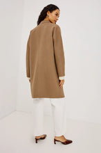 Load image into Gallery viewer, Everest Coat - Camel
