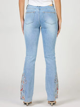 Load image into Gallery viewer, Jaxtyn Bootcut Jean - Santa Fe
