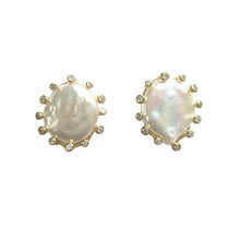Load image into Gallery viewer, Lexi Mother of Pearl Earrings
