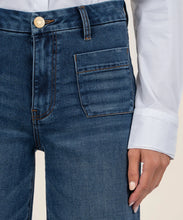 Load image into Gallery viewer, Meg Jacket - Ivory
