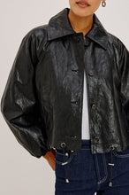 Load image into Gallery viewer, North Jacket - Black
