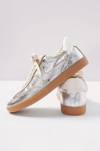 Notice Sneaker - Silver Distressed Leather
