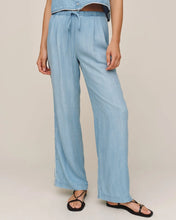 Load image into Gallery viewer, Scallop Side Seam Pant
